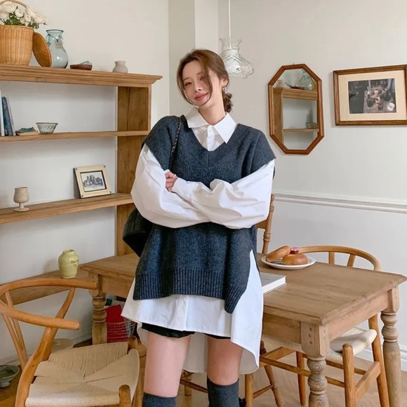 NWT South Korean Brand DEEPNY V-neck Dip Back Wool Blend Knot Vest Charcoal Gray - Picture 1 of 16